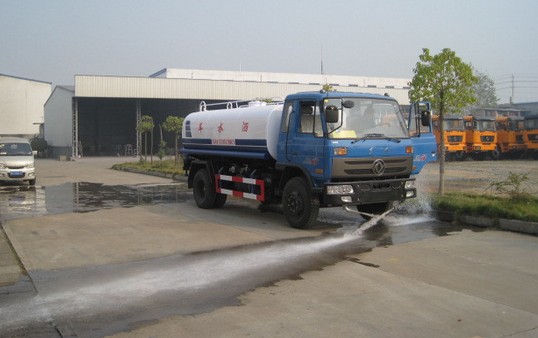 東風(fēng)153<a href=http://www.2001mhs.com/ssc target=_blank class=infotextkey>灑水車</a>測試圖片