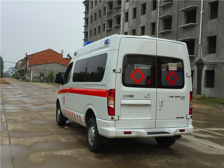 上汽大通短軸救護車