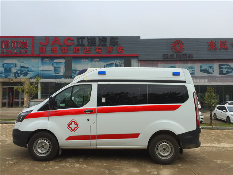 福特新全順V362救護車(短軸中頂)