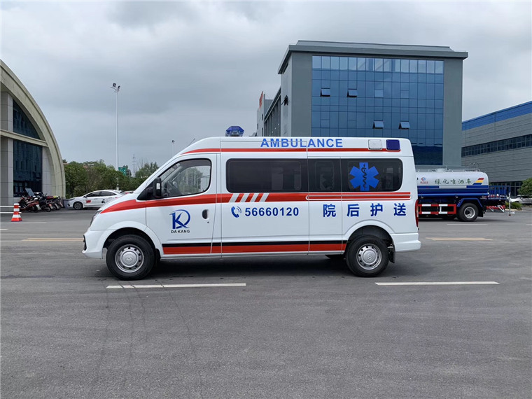 上汽大通長軸救護車(國五)