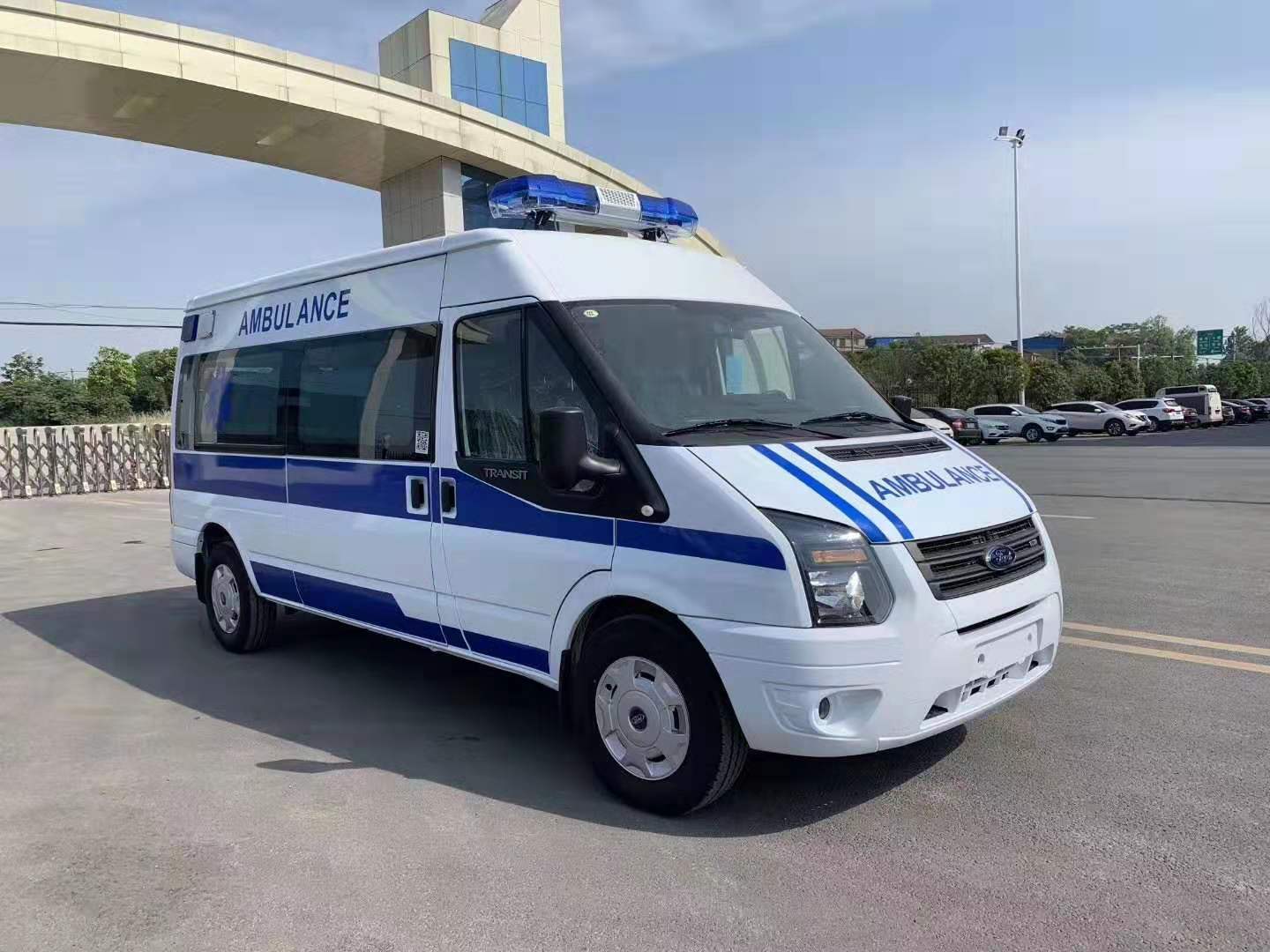 福特新世代V348救護車(長軸中頂)