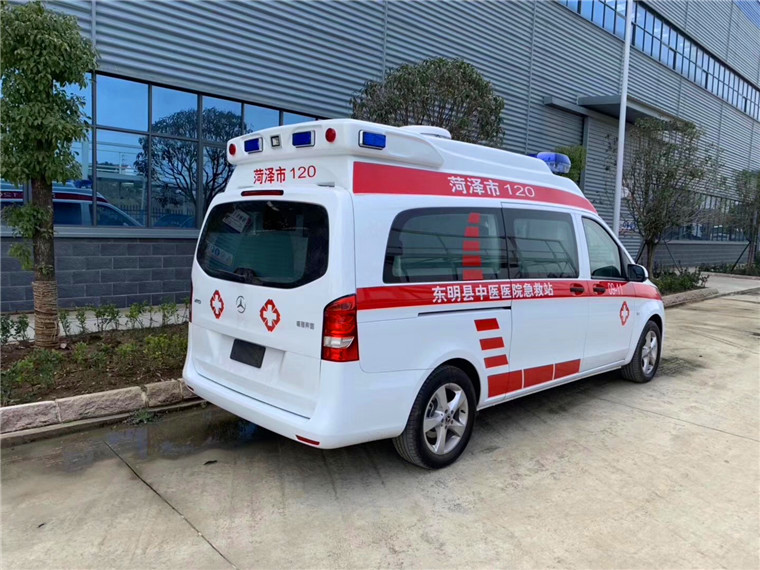 奔馳新威霆救護車(高頂)
