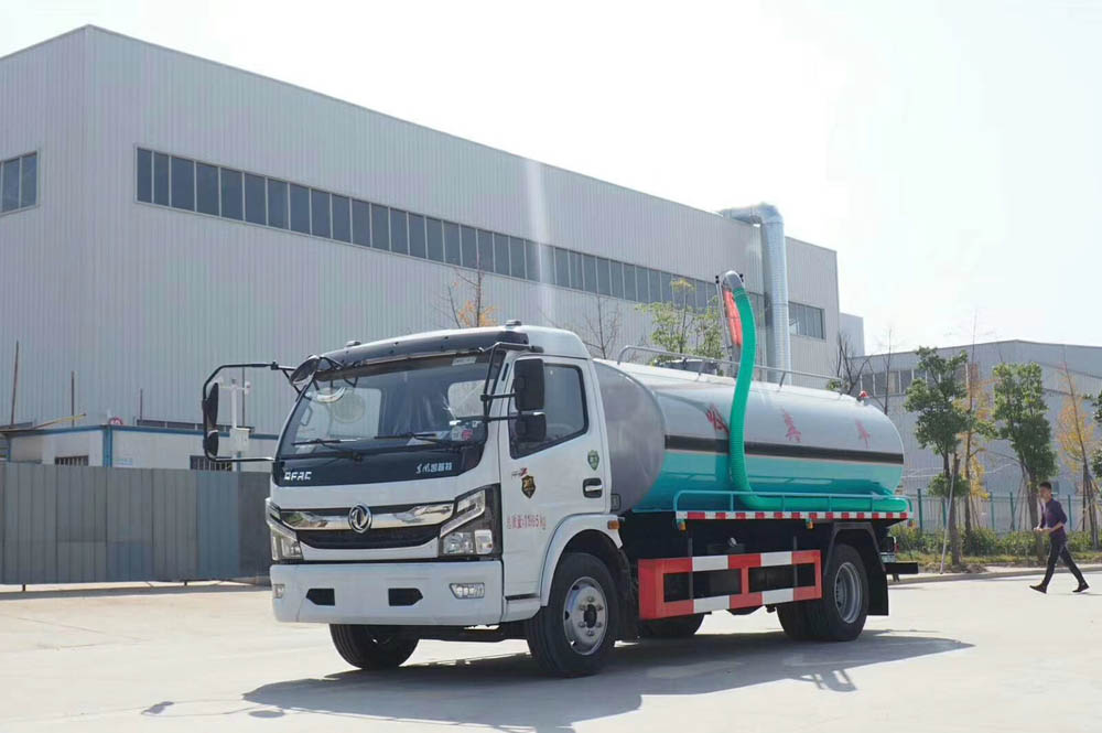 東風(fēng)凱普特國(guó)六8方吸糞車(chē)